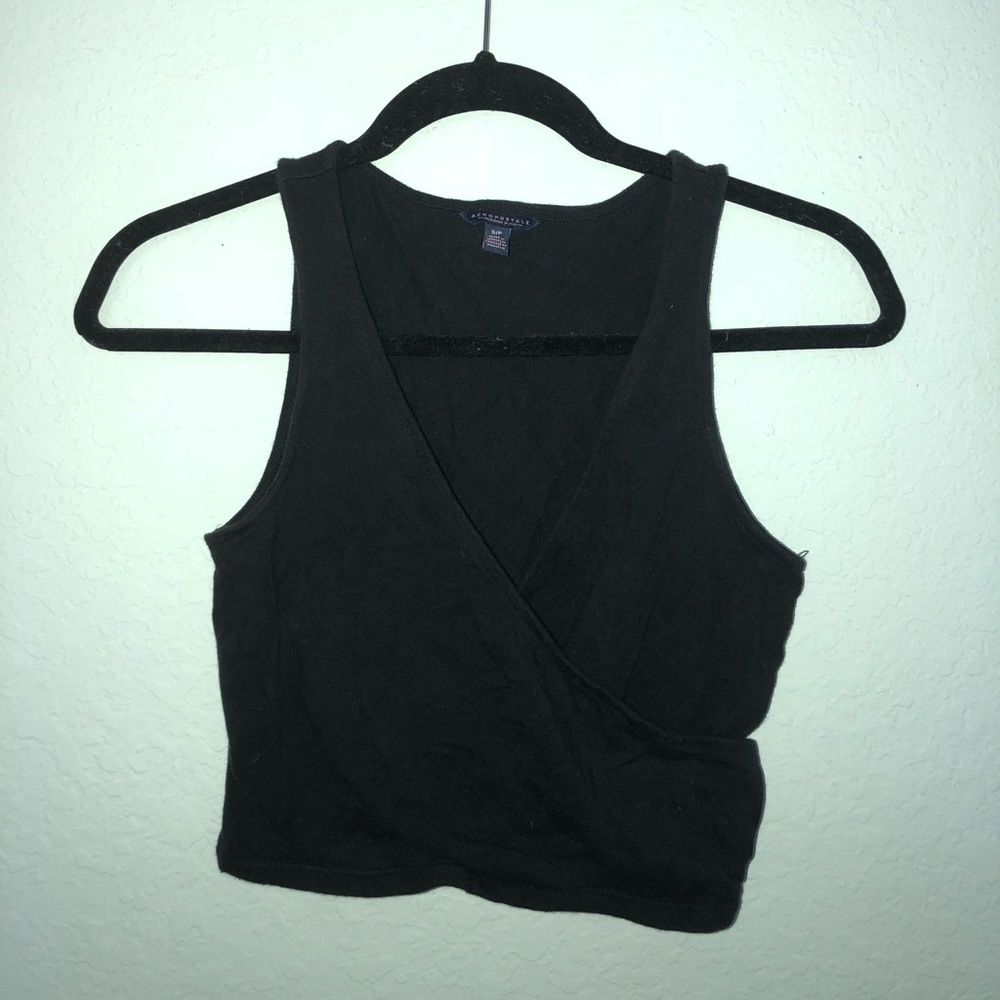 Black crop top